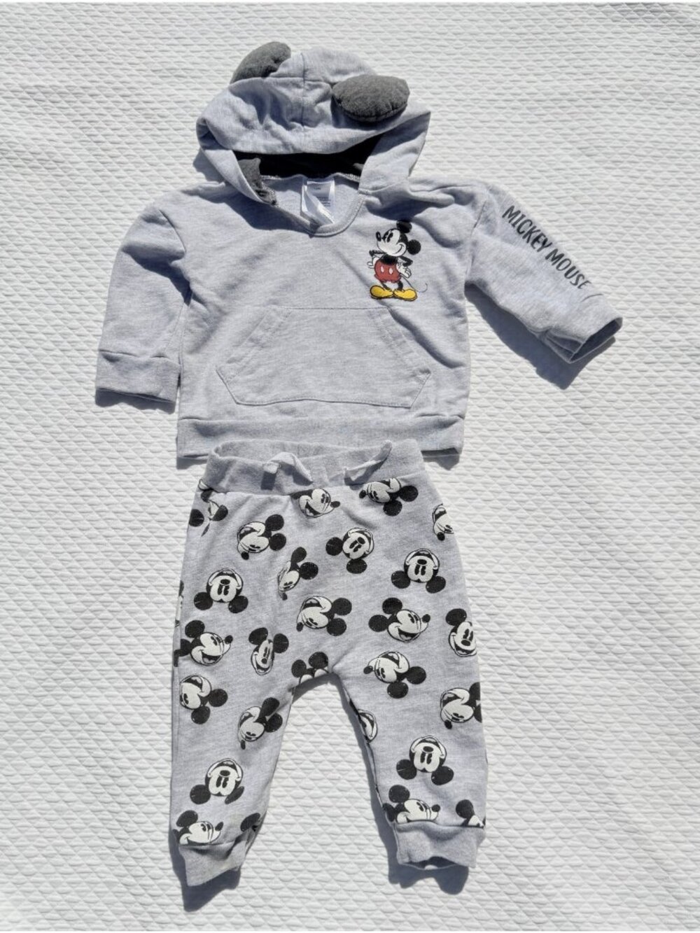 Disney Baby Mickey Mouse Gray Hoodie Ears Pants Outfit Set Size 12 Months CUTE
